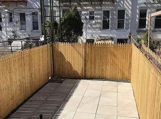 1825 Cornelia St APT 1R, Ridgewood, NY 11385