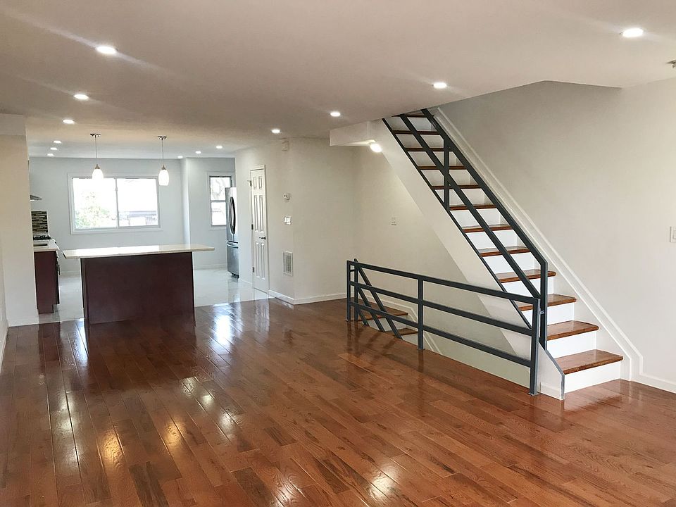 1st image of 323 Oder Ave