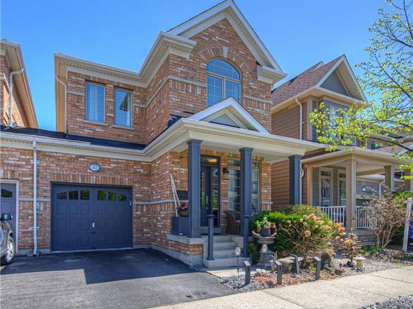 32 Forbes Ter, Milton, ON L9T 3X3