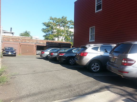 3rd image of 3411 Kennedy Blvd