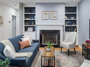 16 Taylor Dr #1004, Reading, MA 01867