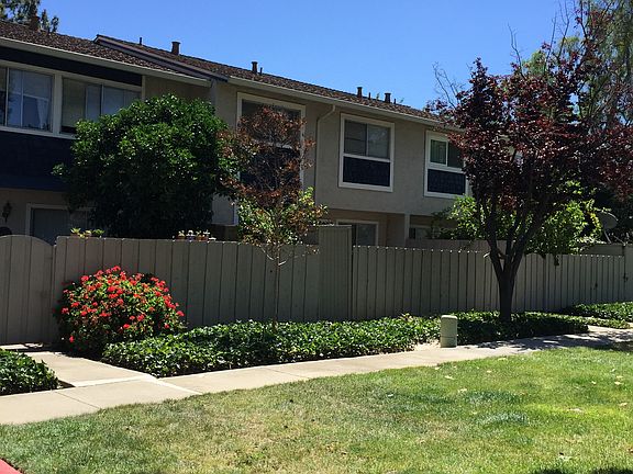 3rd image of 4861 Mintwood Ct