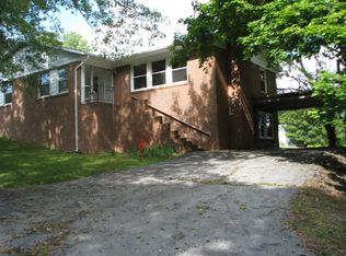 99 Caldwell St, New Castle, VA 24127