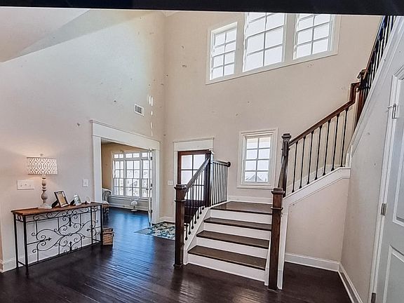 2nd image of 1048 Windy Elm Dr