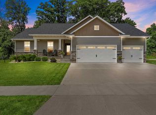 605 Deer View Ave, Tiffin, IA 52340