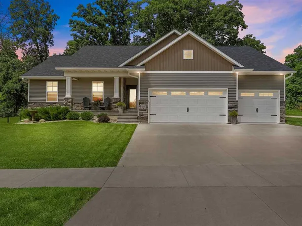 605 Deer View Ave, Tiffin, IA 52340