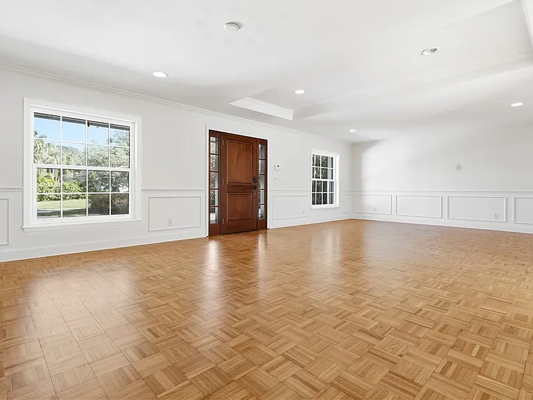 4617 Pebble Bay S — Photo 2