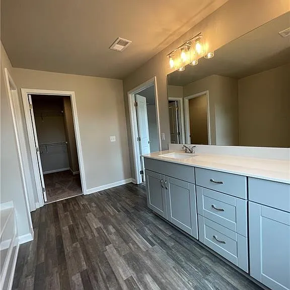 130 Old Mill Dr — Photo 10