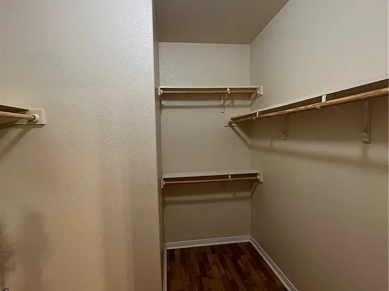 2545 Las Brisas St — Photo 20