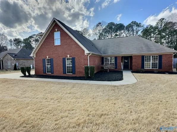 204 Magnolia Glen Dr, Huntsville, AL 35811