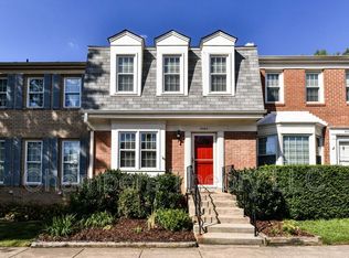 9953 Longford Ct, Vienna, VA 22181