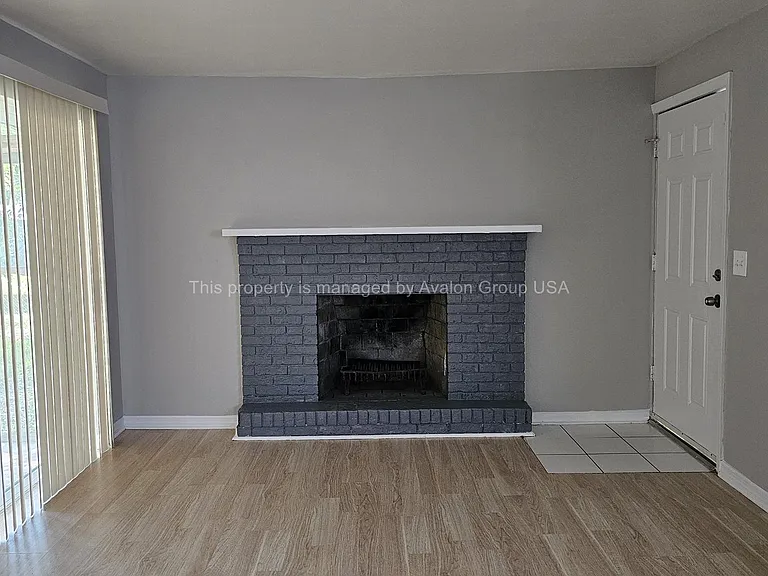 6809 Miss Muffet Ln S — Photo 4