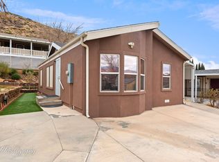 35 Redbluff Dr, Hurricane, UT 84737