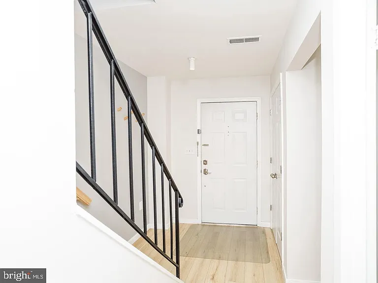 933 S Rolfe St #2 — Photo 12