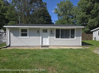 2410 Fielding Dr, Lansing, MI 48911