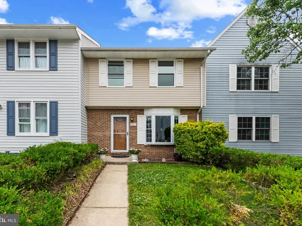 7663 Sherlock Ct, Pasadena, MD 21122