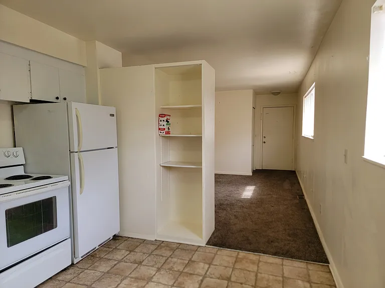 1754 S 440 W — Photo 7