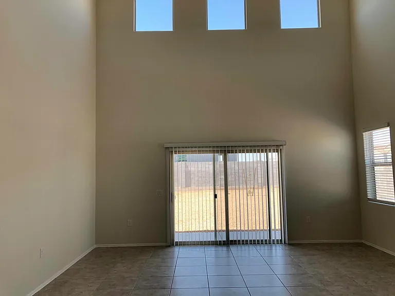 3702 N 307th Dr — Photo 7
