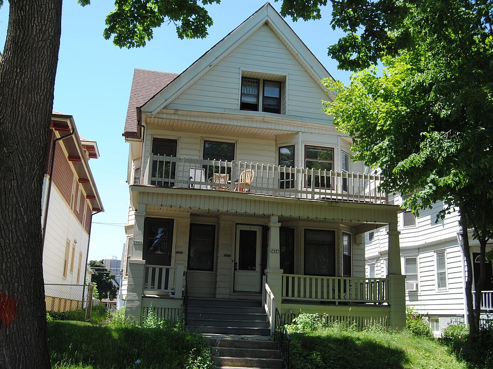2nd image of 2943 N Murray Ave #2945