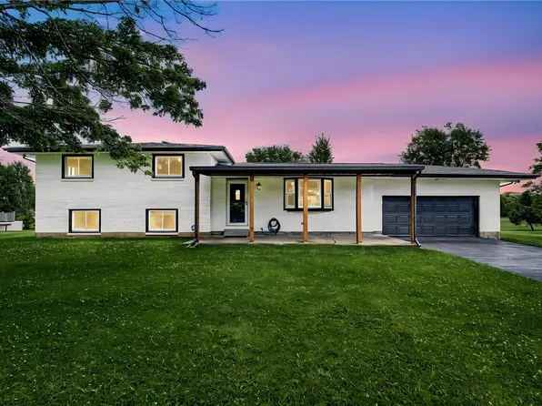 10080 Mile Rd, New Lebanon, OH 45345