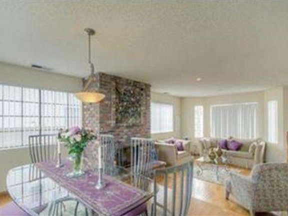 5th image of 18346 Roslin Ave