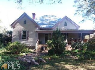 127 Lovers Ln, Union Point, GA 30669