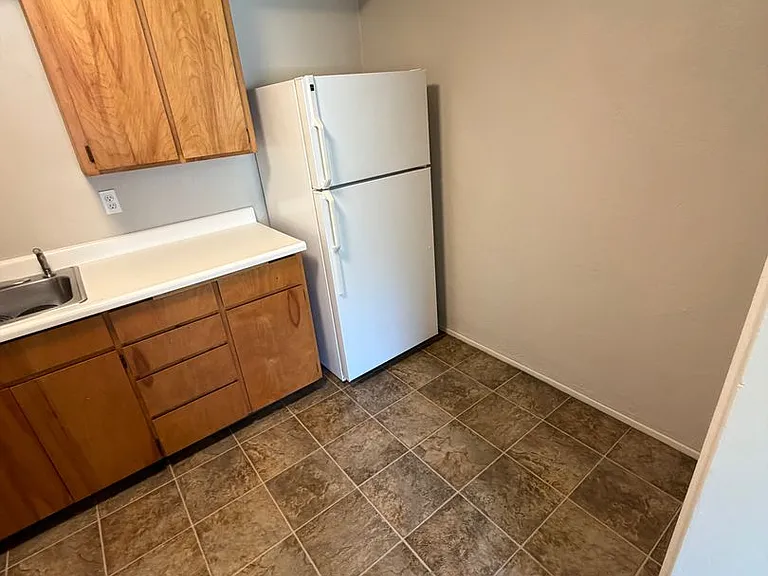 3003 NW Harrison Blvd #1 — Photo 8