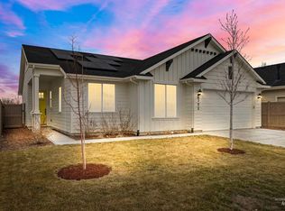 6352 S Astoria Ave, Meridian, ID 83642