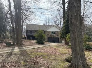 4508 Monticello Blvd, Cleveland, OH 44143