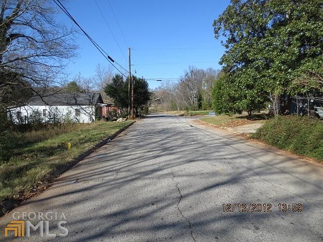 2nd image of 731 Scales St