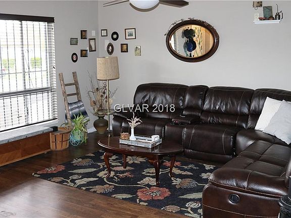 5th image of 3567 Newland Ave