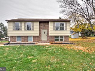 1038 Stellar Dr, Mount Joy, PA 17552