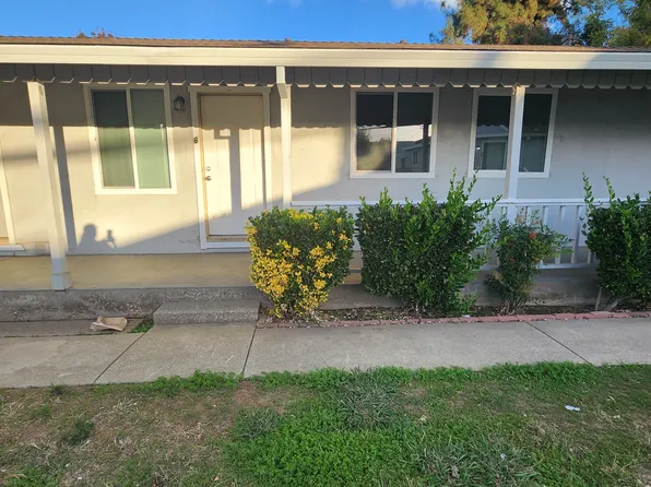 697 King Ave APT 14, Yuba City, CA 95991