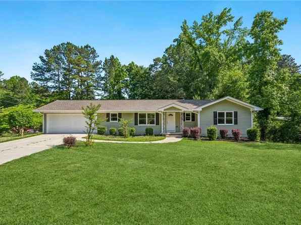 805 Gettysburg Trl NE, Kennesaw, GA 30144