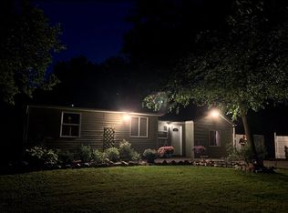 25045 Karr Rd, Belleville, MI 48111