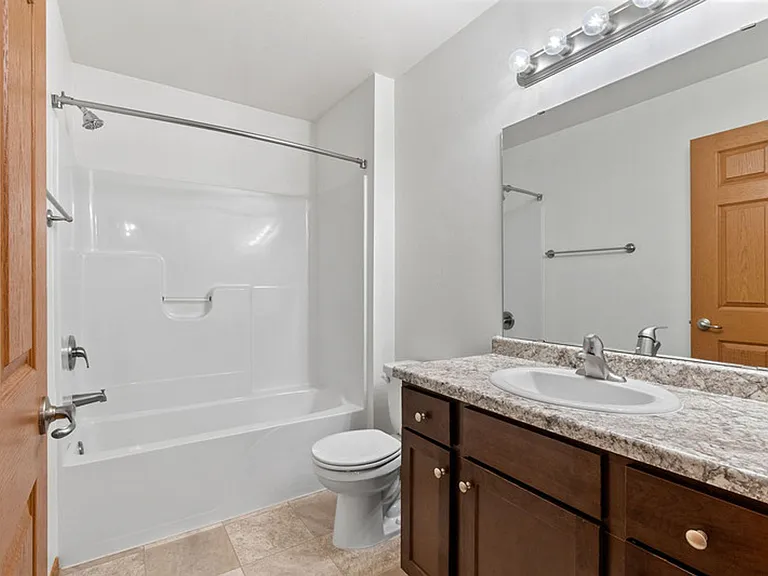 228 Baker Blvd — Photo 16