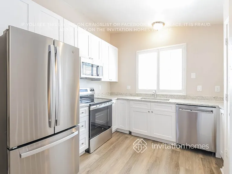 4633 Dearborn St — Photo 7