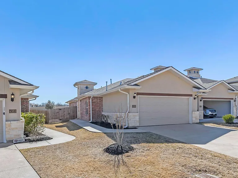 4355 Dawn Lynn Dr — Photo 4
