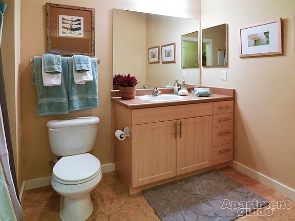 Private Master Bath!