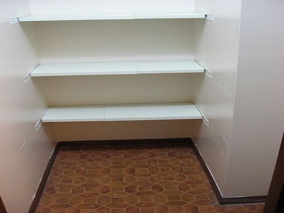 5th image of 205 W Francis St #2