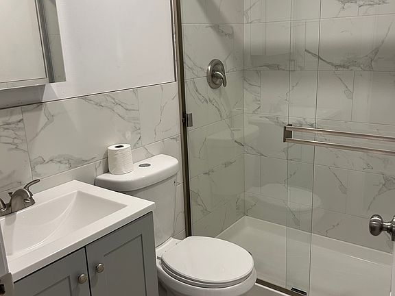 2nd image of 94 Nichols St #94N2