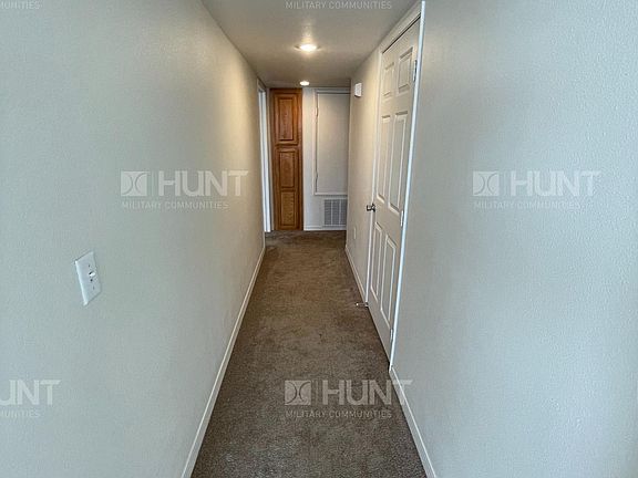 4th image of 5950 Victory Dr #204