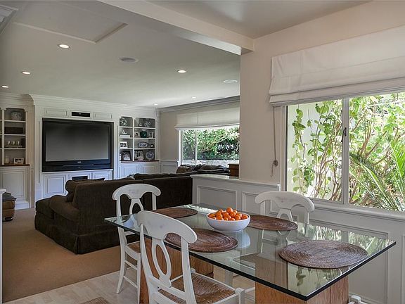 3rd image of 745 Mission Park Dr
