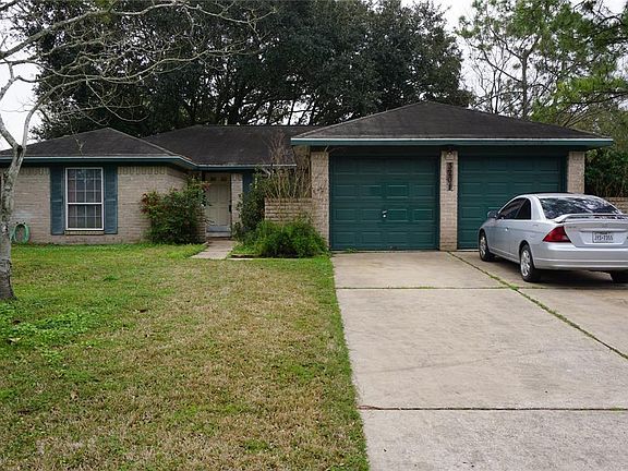 2nd image of 3201 Sand Reef Ln