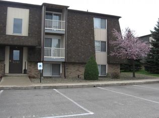 610 Young Rd APT 3, Erie, PA 16509