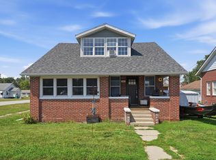 102 E Washington St, Morocco, IN 47963