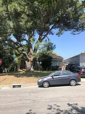 2403 N Lamer St — Photo 22