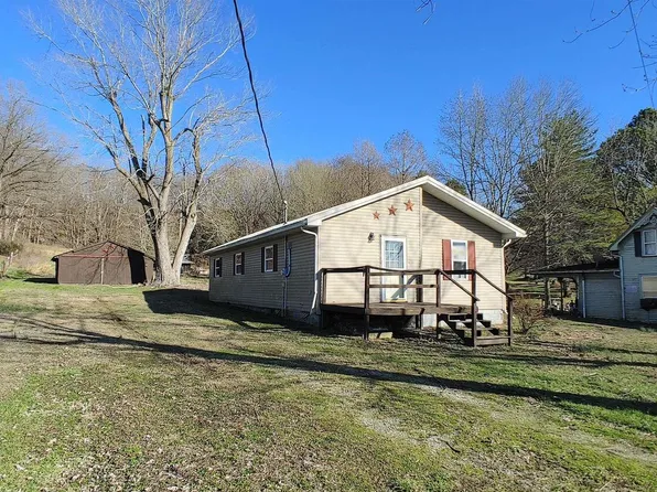 215 Railroad St, Cypress, IL 62923