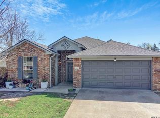 5311 Meadow Ct, Flint, TX 75762