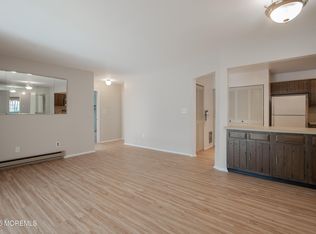 60 Manchester Ct, Red Bank, NJ 07701